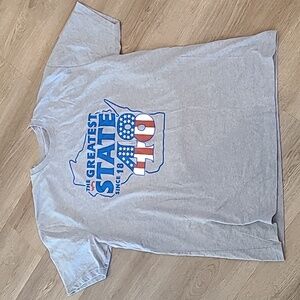 Free With Purchase Mens 2X Wisconsin T Shirt